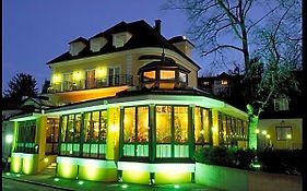 Parkhotel Neubauer